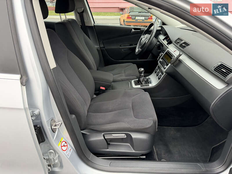 Седан Volkswagen Passat 2009 в Виннице