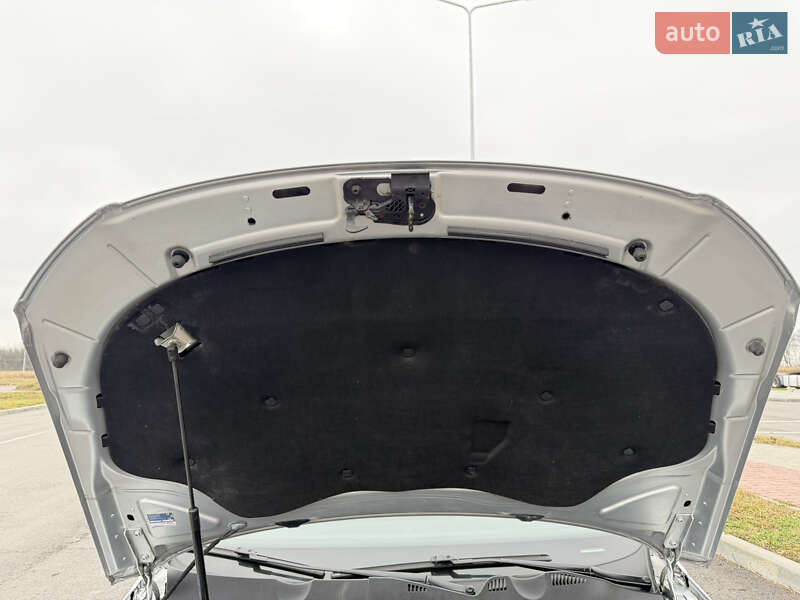 Седан Volkswagen Passat 2009 в Виннице