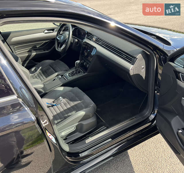 Универсал Volkswagen Passat 2020 в Львове