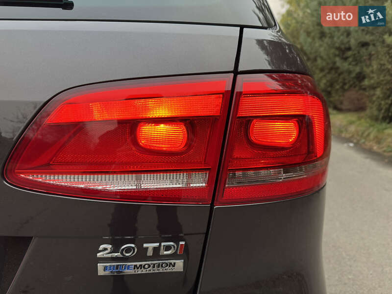 Універсал Volkswagen Passat 2012 в Рівному