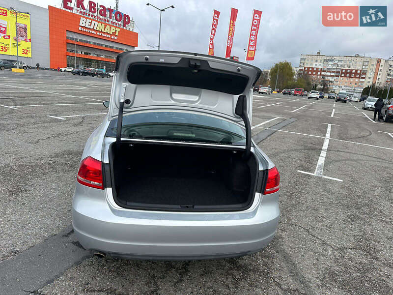 Седан Volkswagen Passat 2012 в Черновцах фото 6 Седан Volkswagen Passat 2012 в Черновцах