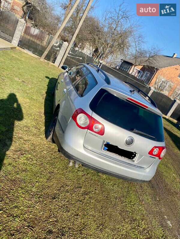 Універсал Volkswagen Passat 2008 в Жидачові