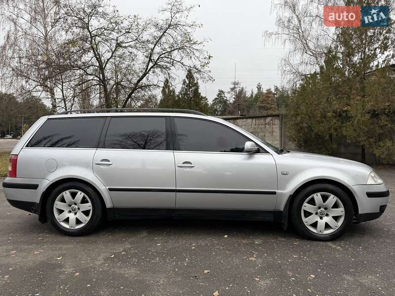 Универсал Volkswagen Passat 2001 в Ахтырке