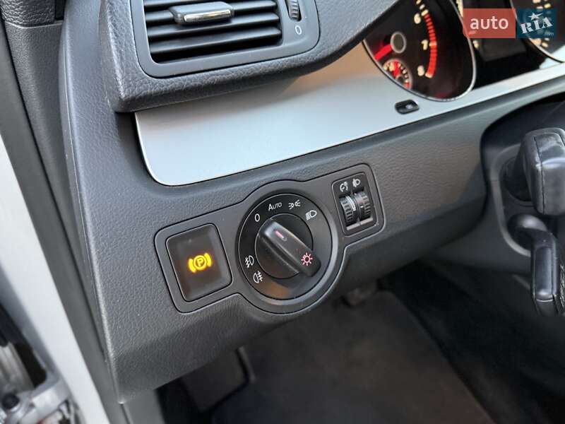 Седан Volkswagen Passat 2009 в Білій Церкві