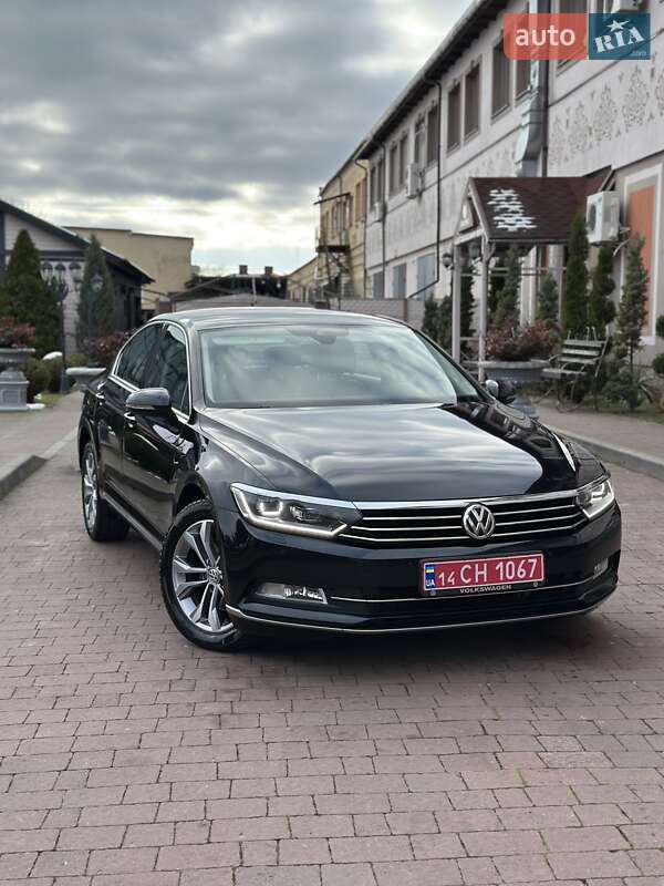 Седан Volkswagen Passat 2016 в Стрые