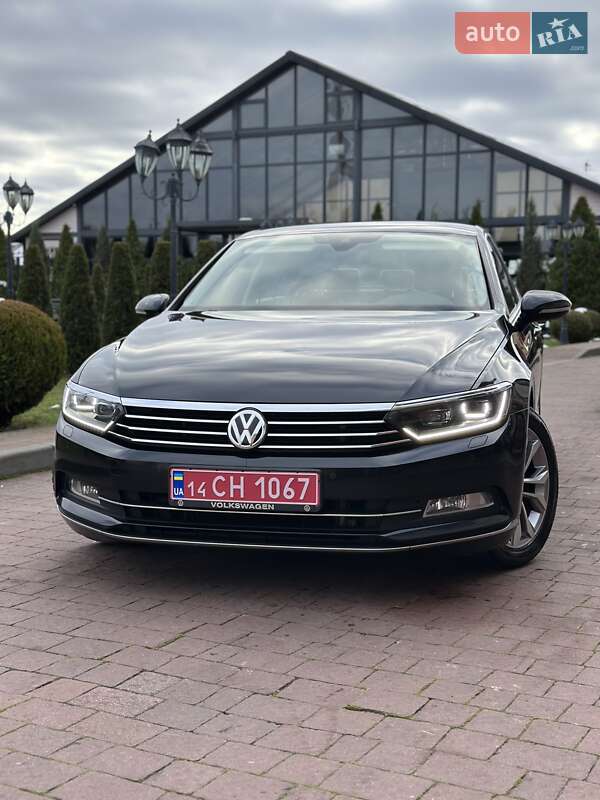 Седан Volkswagen Passat 2016 в Стрые