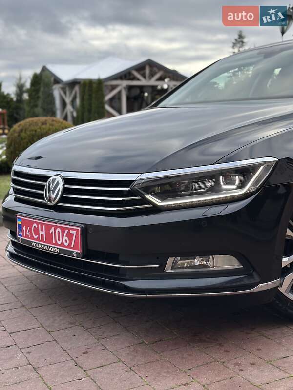 Седан Volkswagen Passat 2016 в Стрые