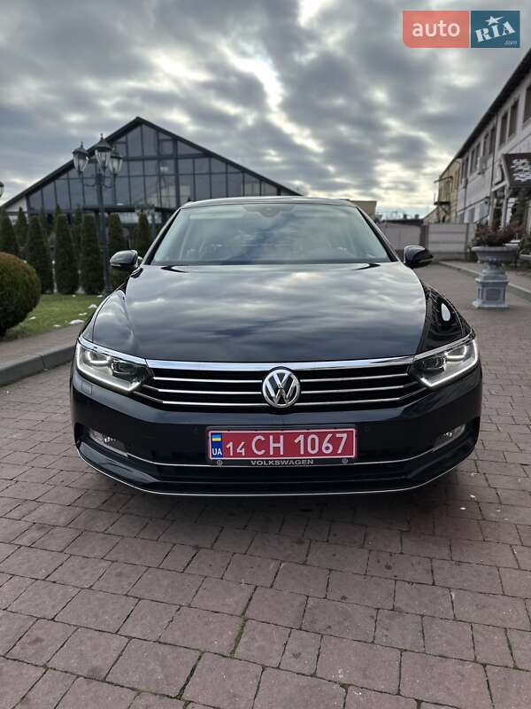Седан Volkswagen Passat 2016 в Стрые