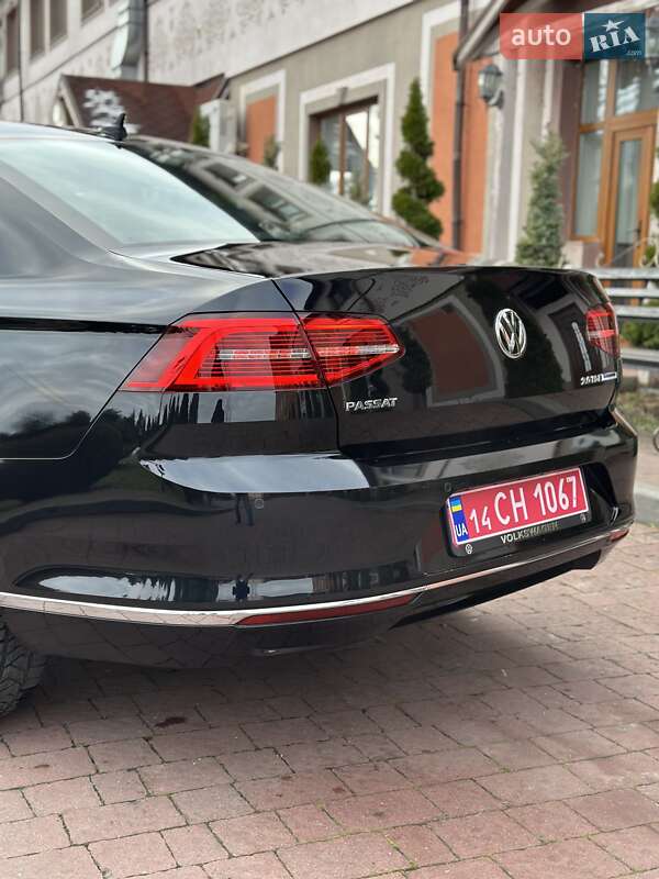 Седан Volkswagen Passat 2016 в Стрые