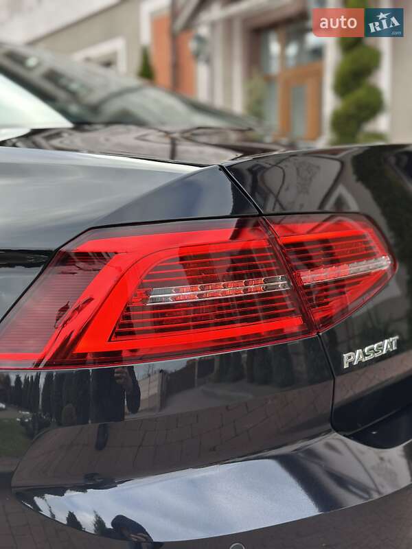 Седан Volkswagen Passat 2016 в Стрые