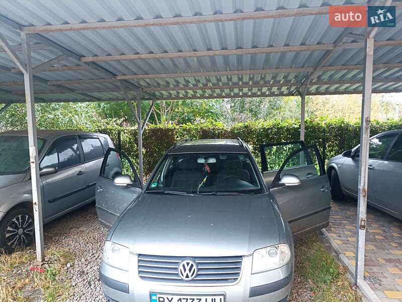 Универсал Volkswagen Passat 2004 в Одессе