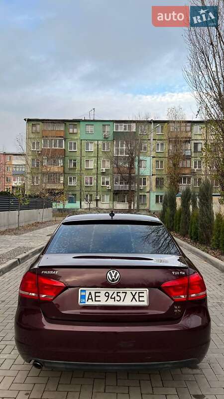 Седан Volkswagen Passat 2014 в Кривом Роге