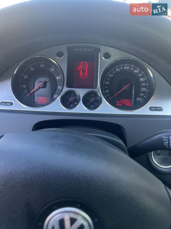 Универсал Volkswagen Passat 2008 в Львове