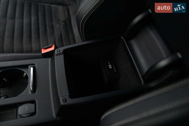 Универсал Volkswagen Passat 2021 в Луцке