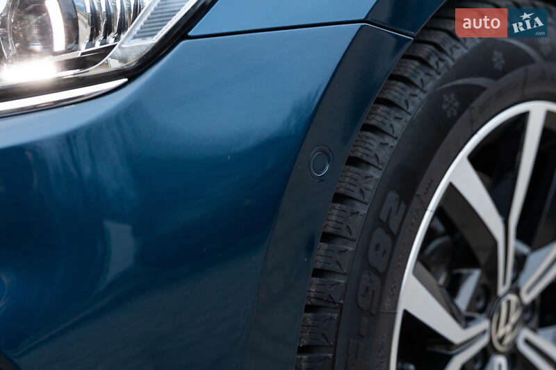 Универсал Volkswagen Passat 2021 в Луцке