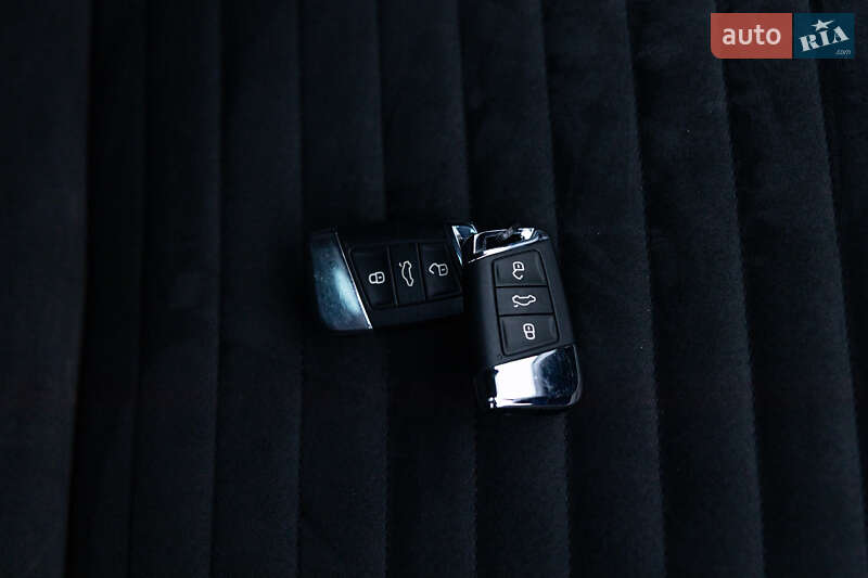 Универсал Volkswagen Passat 2021 в Луцке