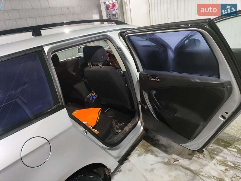 Універсал Volkswagen Passat 2005 в Кам'янець-Подільському фото 6 Універсал Volkswagen Passat 2005 в Кам'янець-Подільському