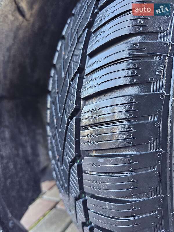 Універсал Volkswagen Passat 2017 в Калуші фото 29 Універсал Volkswagen Passat 2017 в Калуші