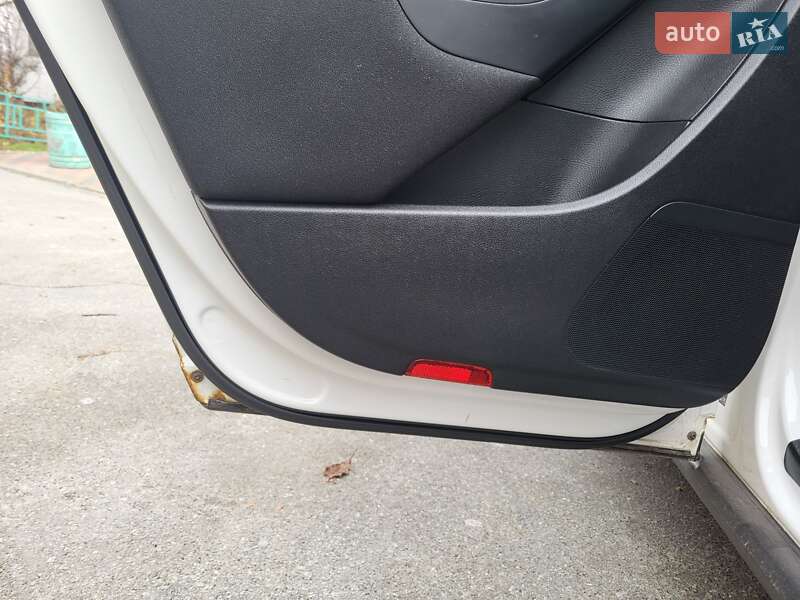 Седан Volkswagen Passat 2007 в Вишневому