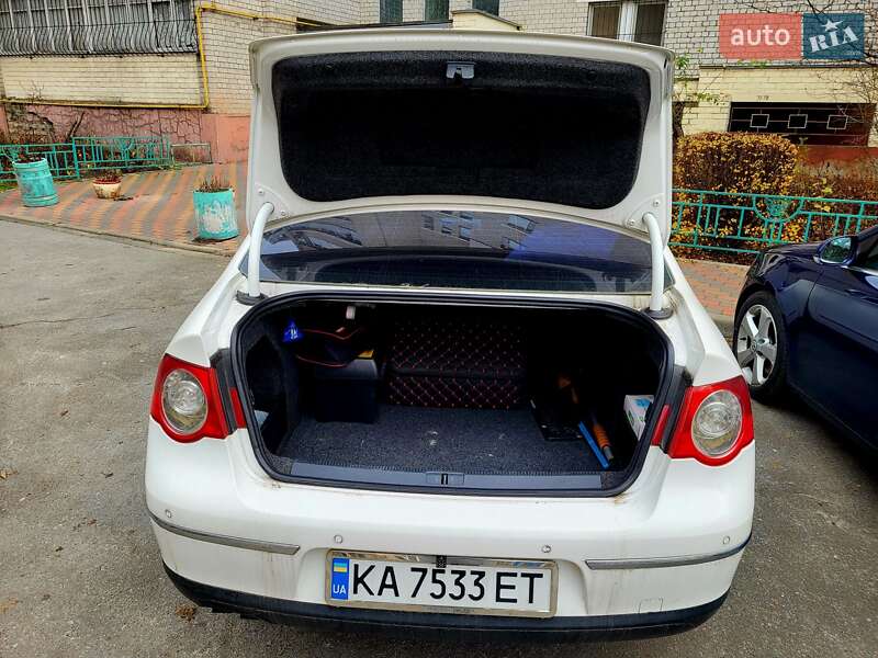 Седан Volkswagen Passat 2007 в Вишневому