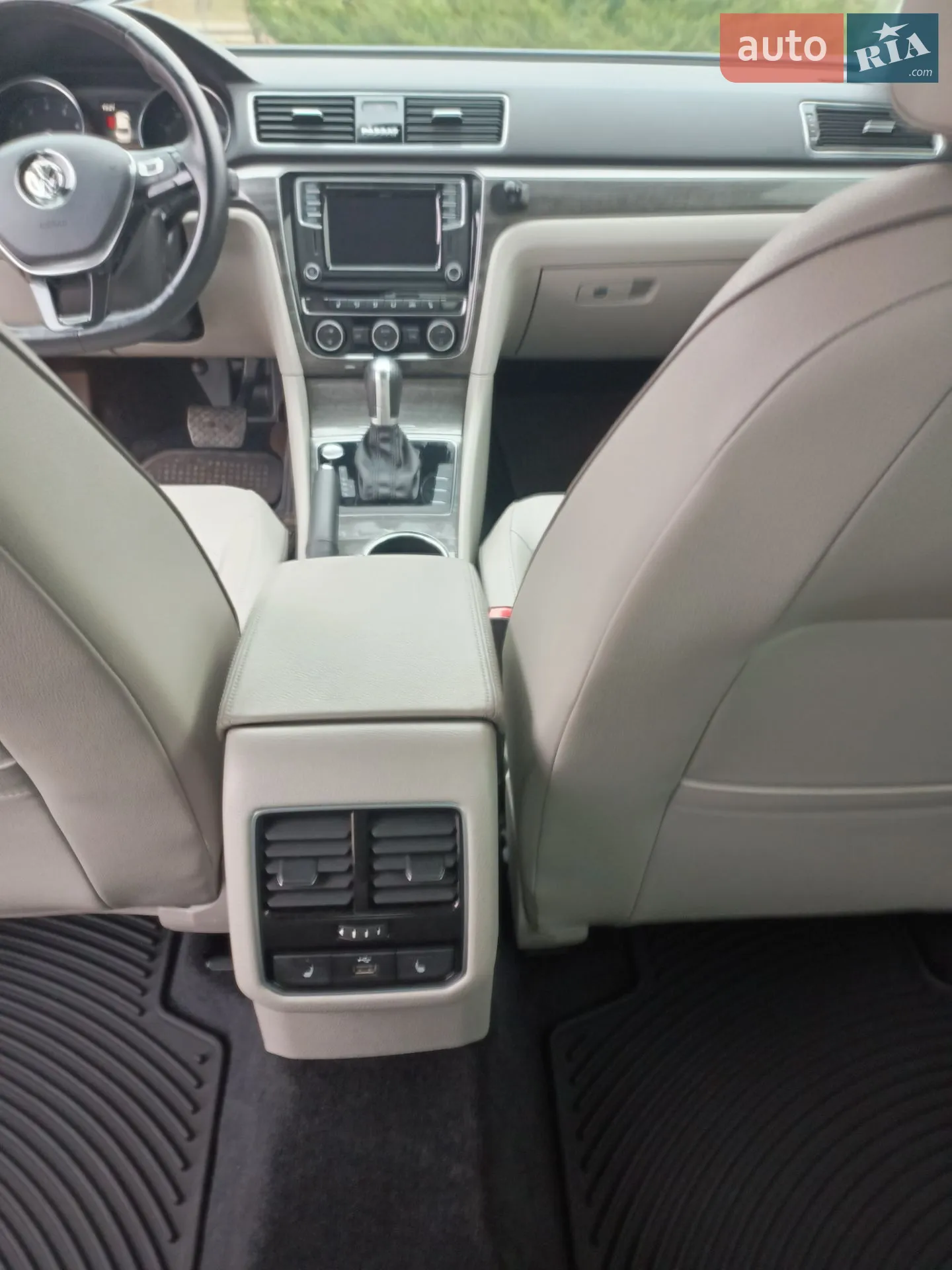 2017 Volkswagen Passat - мініатюра 12