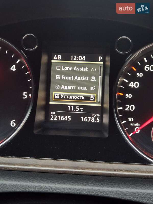 Универсал Volkswagen Passat 2013 в Киеве