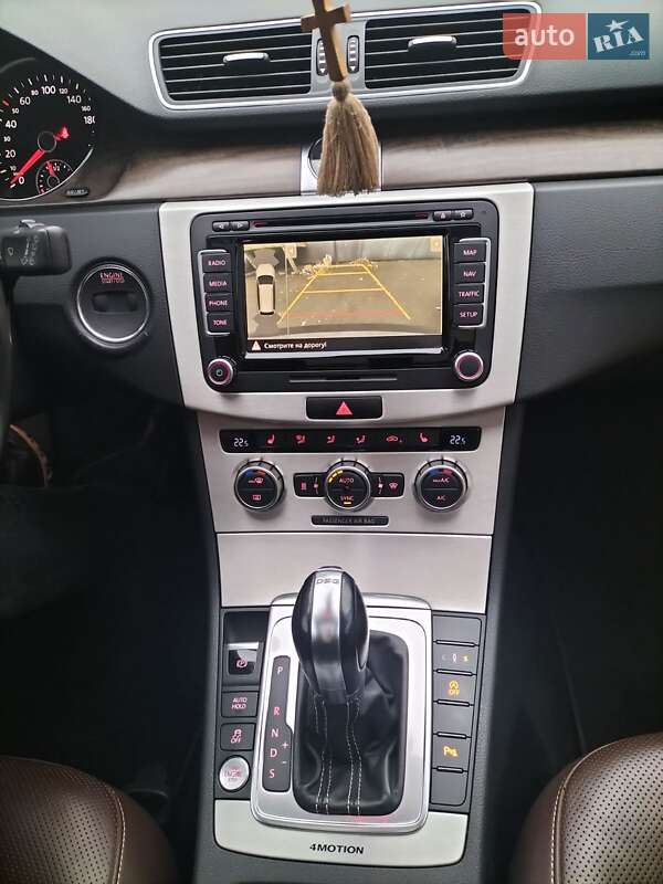 Универсал Volkswagen Passat 2013 в Киеве