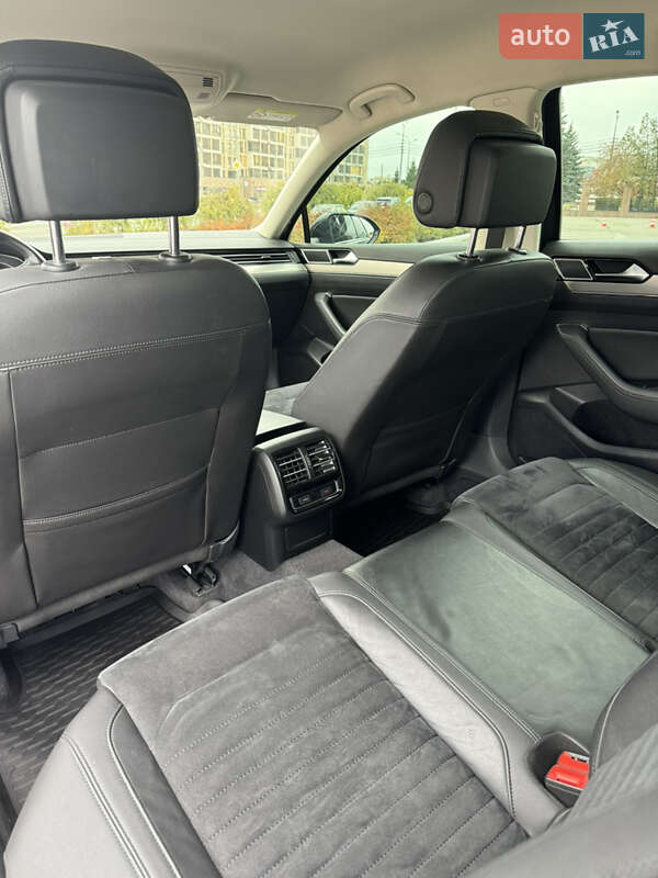 Седан Volkswagen Passat 2017 в Харькове