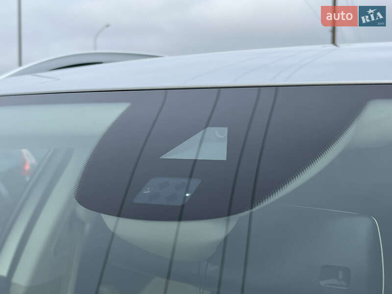 Універсал Volkswagen Passat 2013 в Бродах