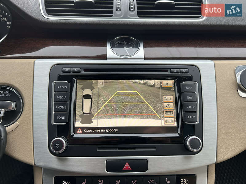 Універсал Volkswagen Passat 2013 в Бродах