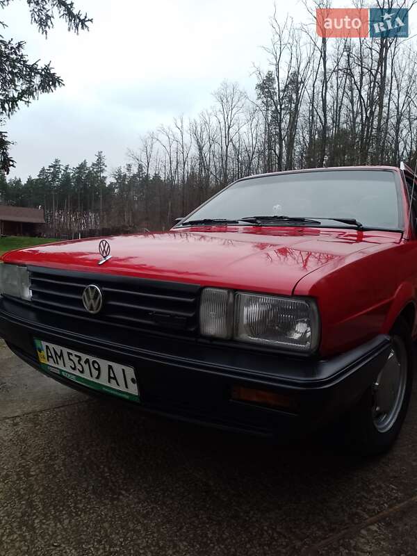 Универсал Volkswagen Passat 1987 в Житомире