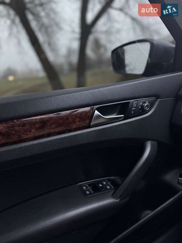 Седан Volkswagen Passat 2014 в Павлограде