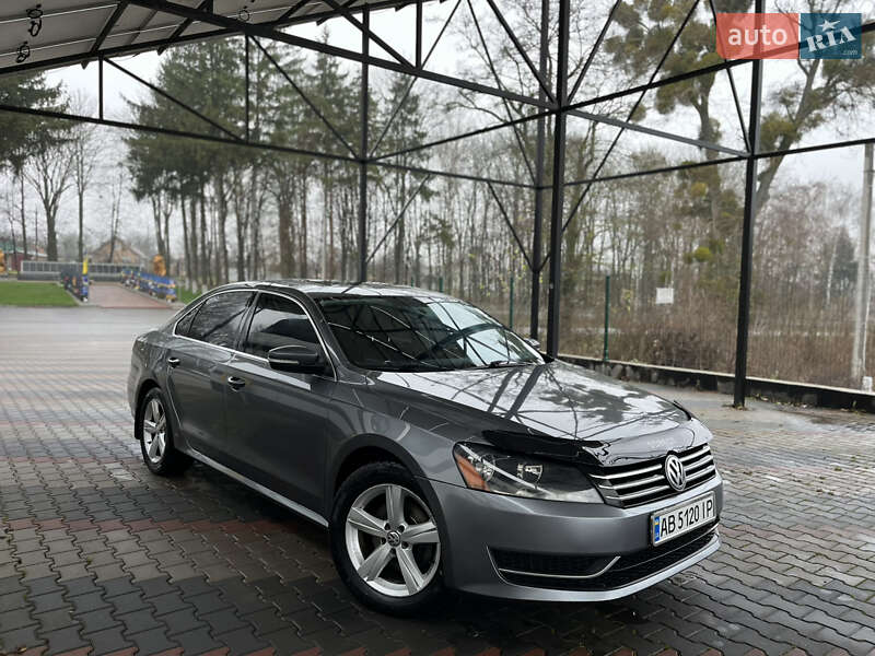 Седан Volkswagen Passat 2012 в Виннице