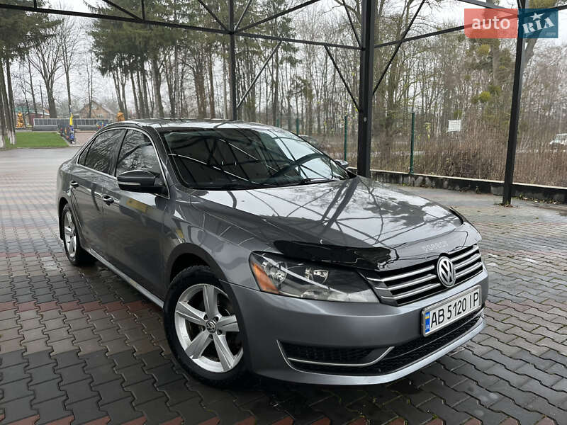 Седан Volkswagen Passat 2012 в Виннице