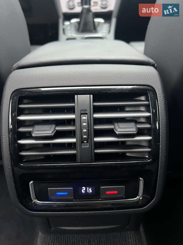 Универсал Volkswagen Passat 2016 в Луцке фото 40 Универсал Volkswagen Passat 2016 в Луцке