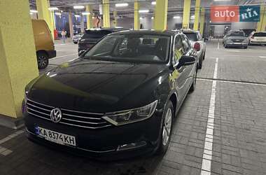 Седан Volkswagen Passat 2017 в Броварах