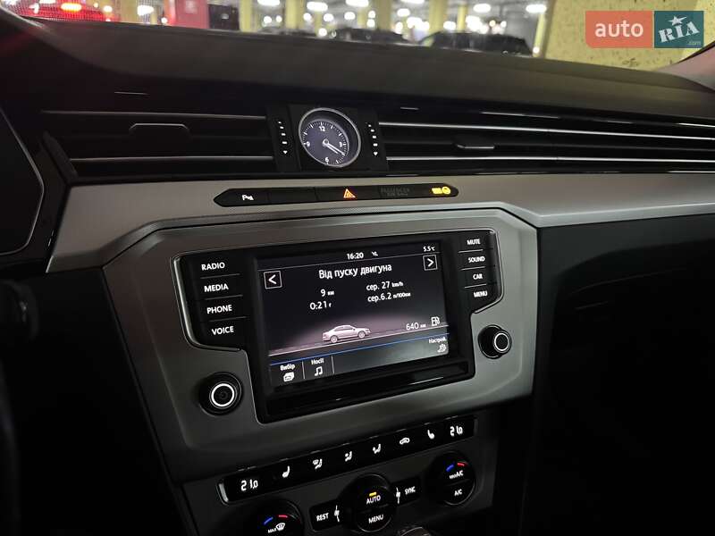 Седан Volkswagen Passat 2017 в Броварах