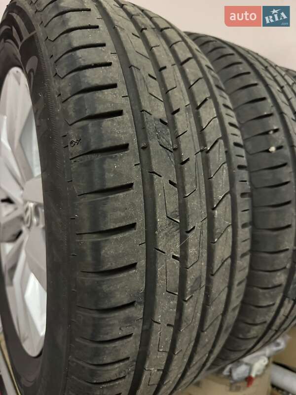 Седан Volkswagen Passat 2017 в Броварах