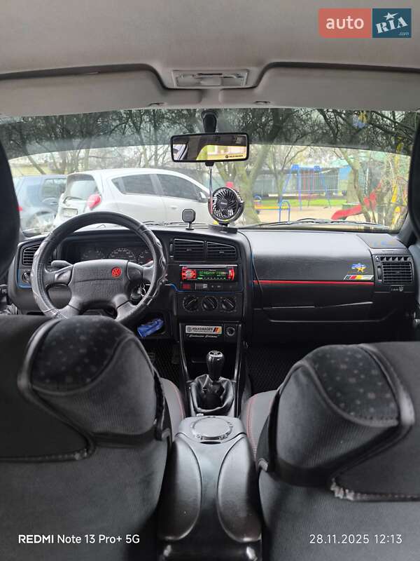 Універсал Volkswagen Passat 1994 в Запоріжжі