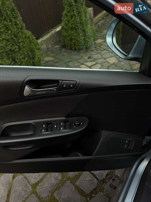 Универсал Volkswagen Passat 2008 в Луцке фото 6 Универсал Volkswagen Passat 2008 в Луцке