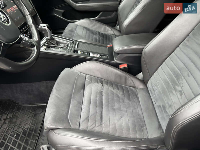 Универсал Volkswagen Passat 2018 в Львове