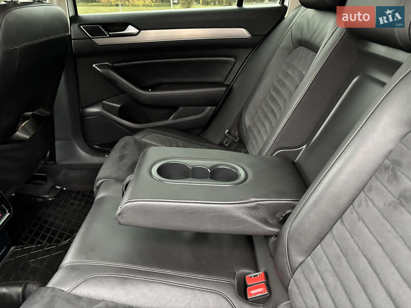 Универсал Volkswagen Passat 2018 в Львове