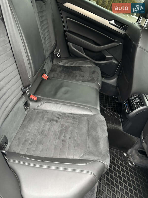 Универсал Volkswagen Passat 2018 в Львове