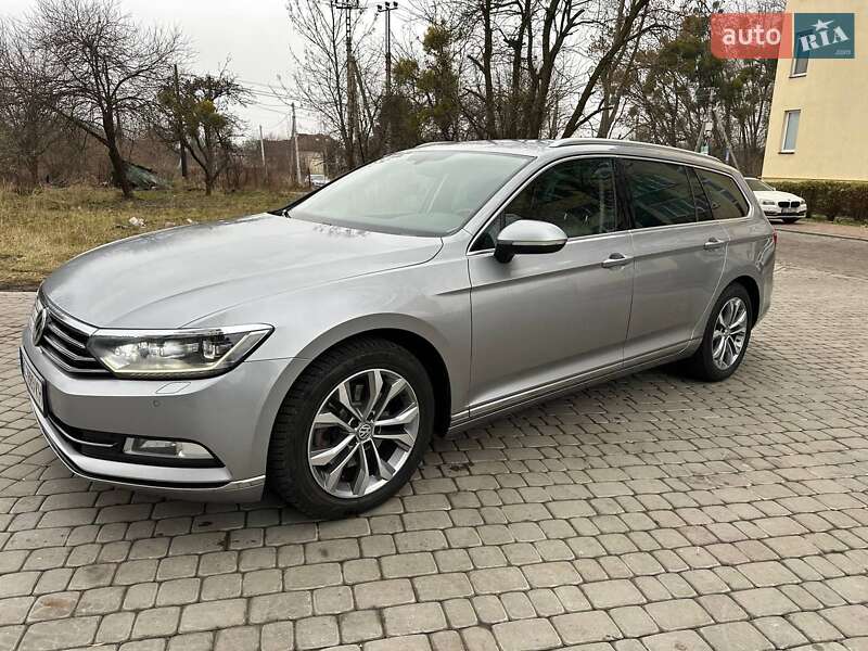 Универсал Volkswagen Passat 2019 в Львове