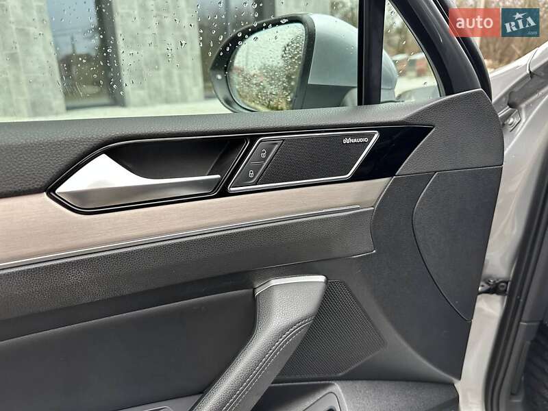 Универсал Volkswagen Passat 2019 в Львове