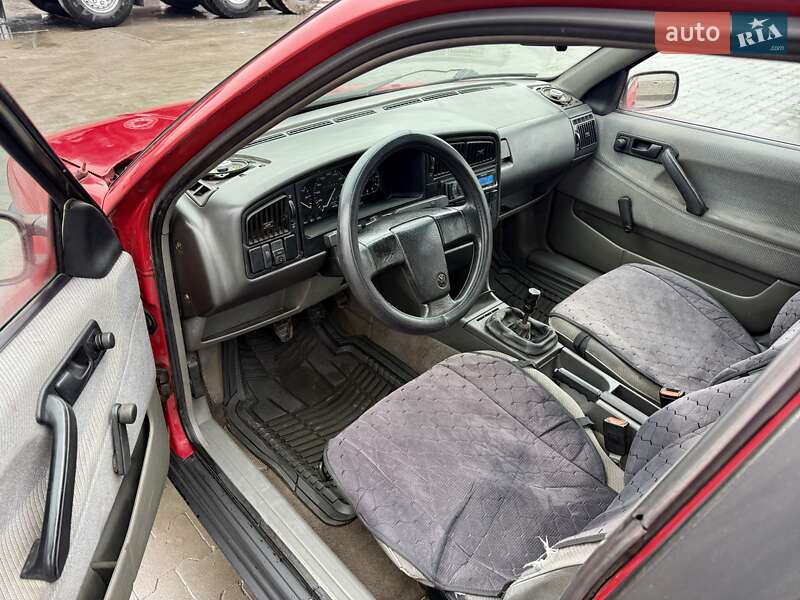 Седан Volkswagen Passat 1989 в Киеве