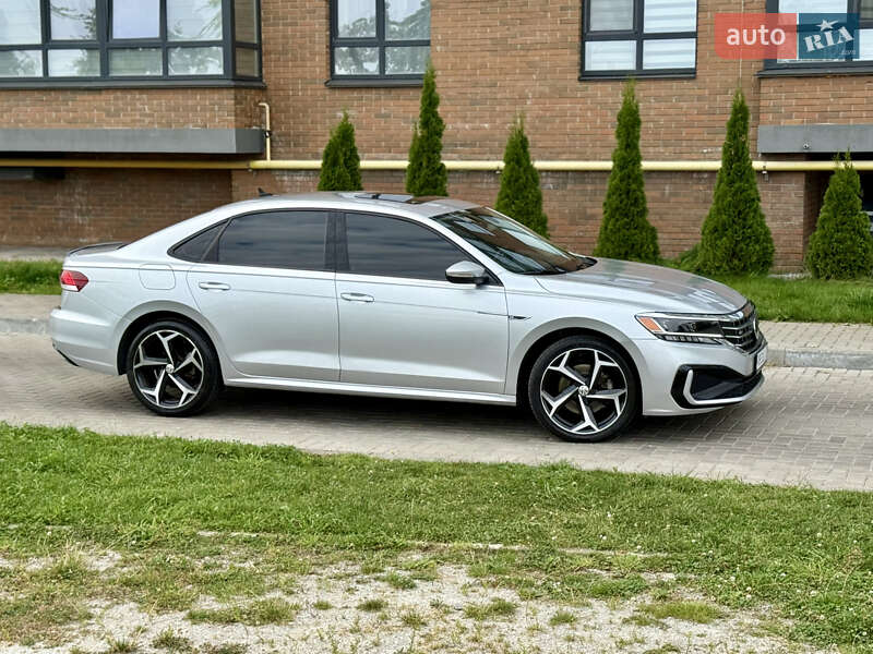 Седан Volkswagen Passat 2020 в Житомирі