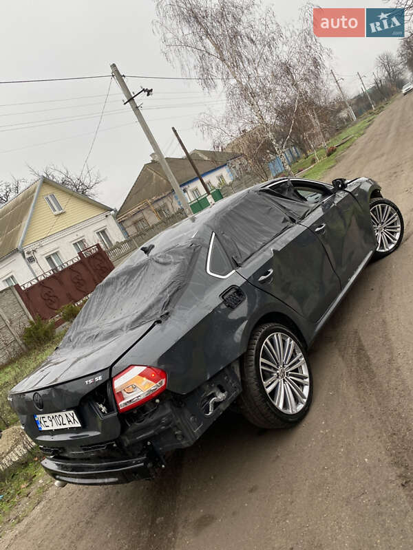 Седан Volkswagen Passat 2014 в Новомосковске фото 11 Седан Volkswagen Passat 2014 в Новомосковске