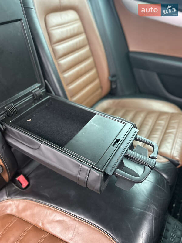 Универсал Volkswagen Passat 2011 в Хотове