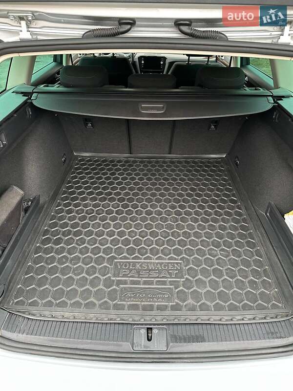 Универсал Volkswagen Passat 2018 в Днепре